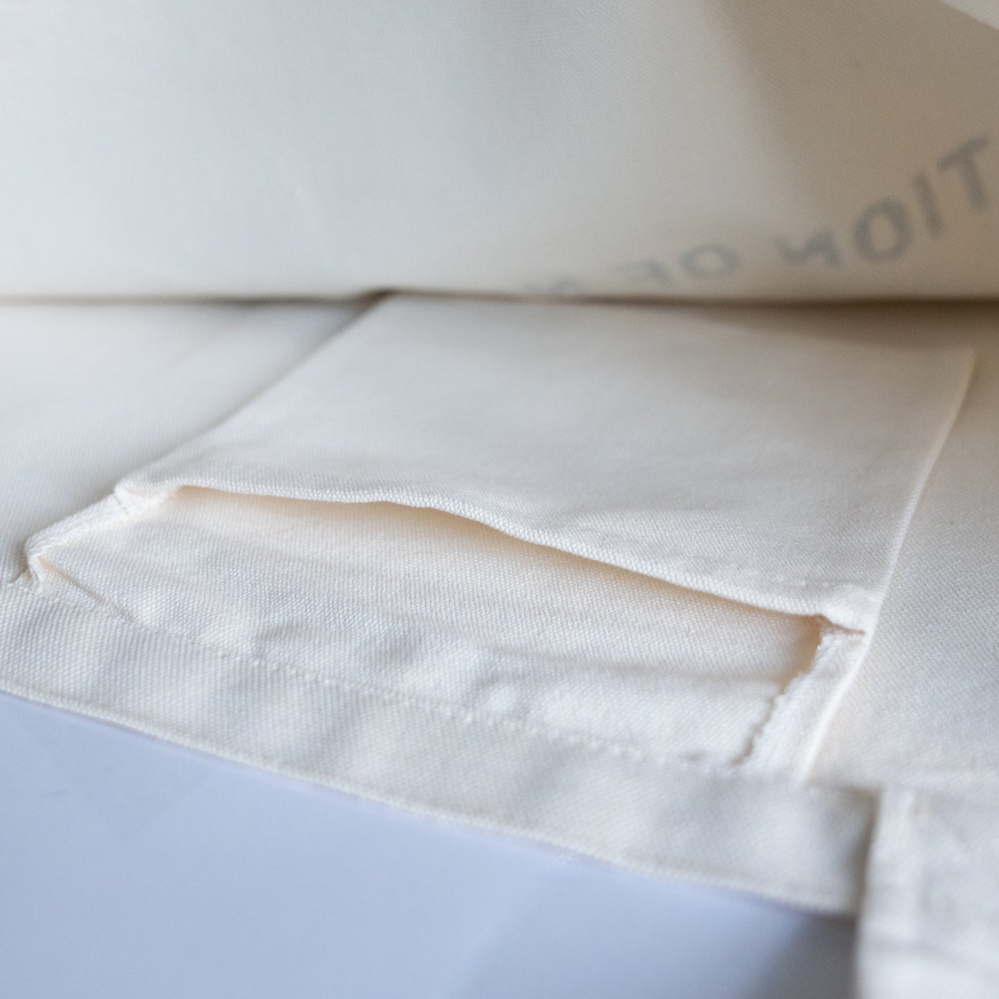 S1 STATEMENT OVERSIZED TOTE